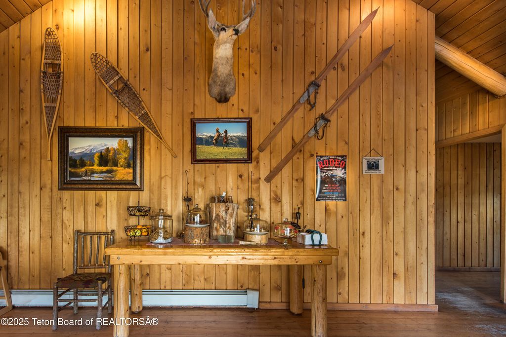 3737 US-26, Dubois, WY 82513 photo 18