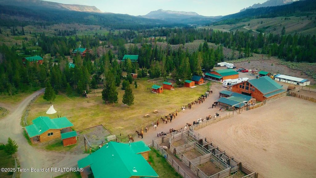 3737 US-26, Dubois, WY 82513 photo 4