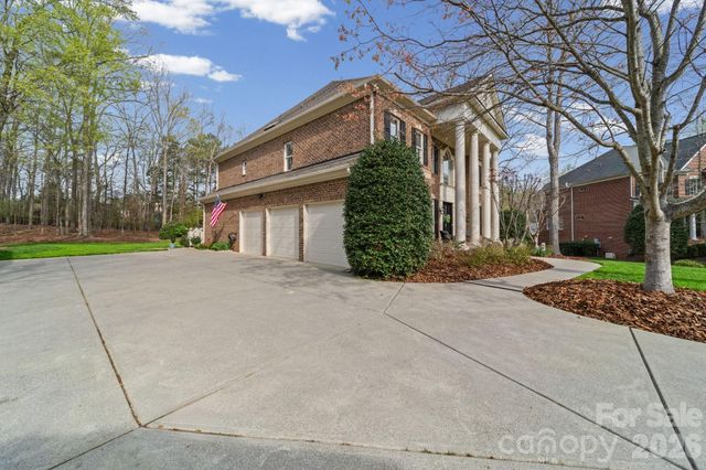 1802 Summit View Place, Waxhaw, NC 28173