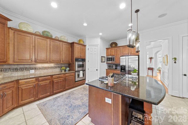 1802 Summit View Place, Waxhaw, NC 28173