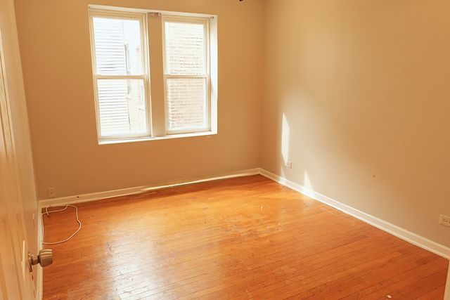 7753 S ESSEX Avenue 2S, Chicago, IL 60643