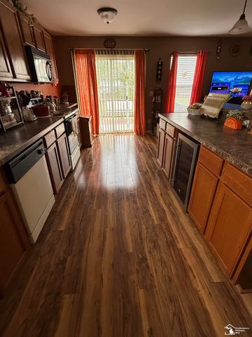 21883 Patriot Street, Brownstown Twp, MI 48193