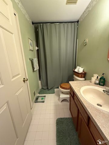 21883 Patriot Street, Brownstown Twp, MI 48193