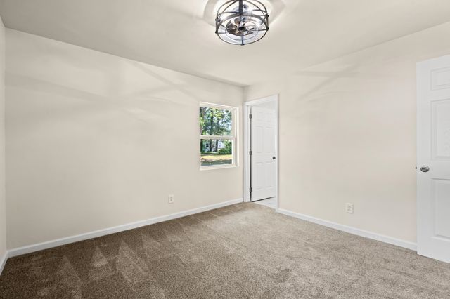 606 McEachern Heights, Marion, SC 29571