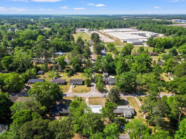 606 McEachern Heights, Marion, SC 29571