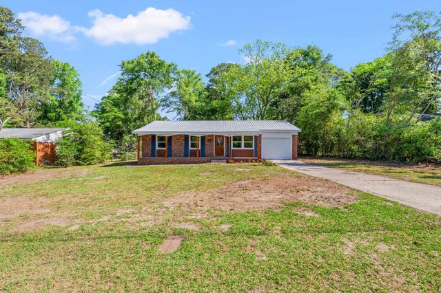 606 McEachern Heights, Marion, SC 29571