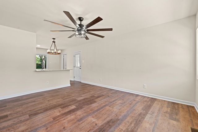 606 McEachern Heights, Marion, SC 29571