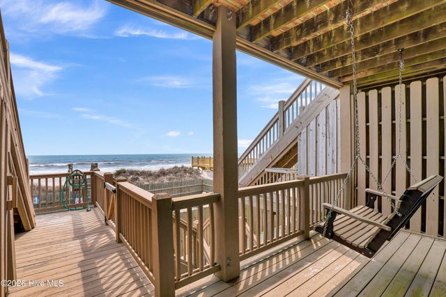 3870 Island Drive, Sneads Ferry, NC 28460