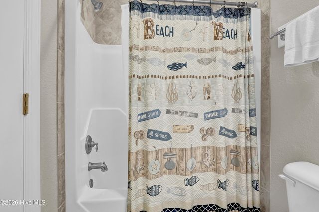 3870 Island Drive, Sneads Ferry, NC 28460