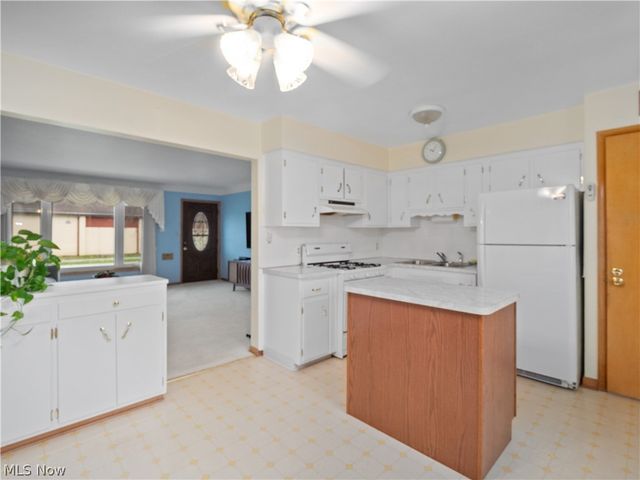 3406 Marioncliff Drive, Parma, OH 44134