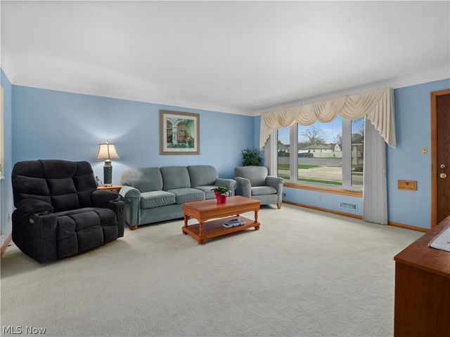 3406 Marioncliff Drive, Parma, OH 44134