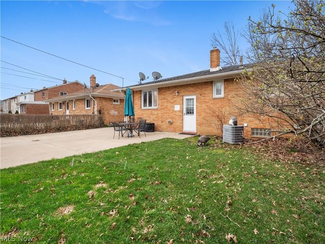 3406 Marioncliff Drive, Parma, OH 44134