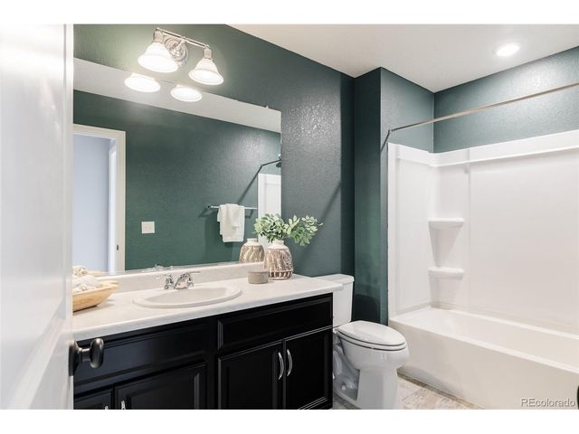 9300 E 61st Ave, Denver, CO 80238