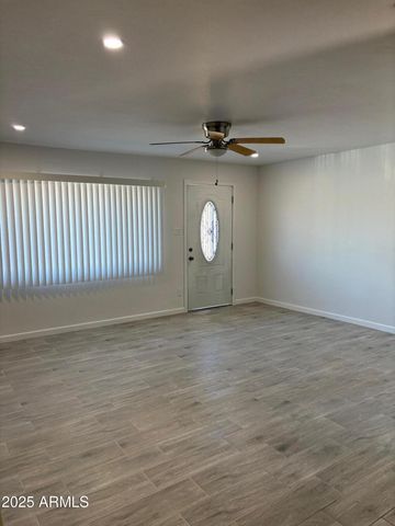 3319 W EDGEMONT Avenue, Phoenix, AZ 85009