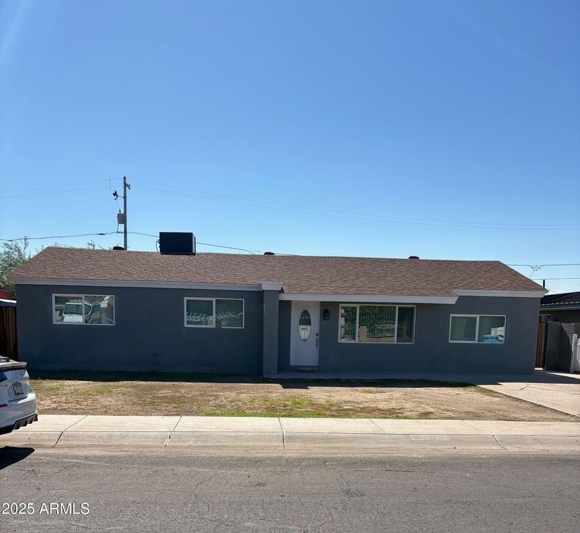 3319 W EDGEMONT Avenue, Phoenix, AZ 85009