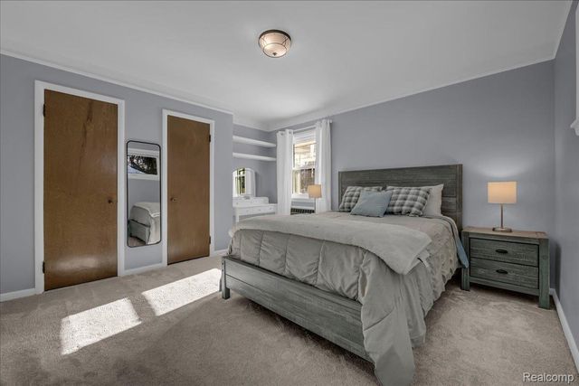 62 Barrington Road, Bloomfield Hills, MI 48302