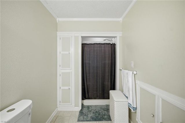 7 Bedford RD, Newport News, VA 23601