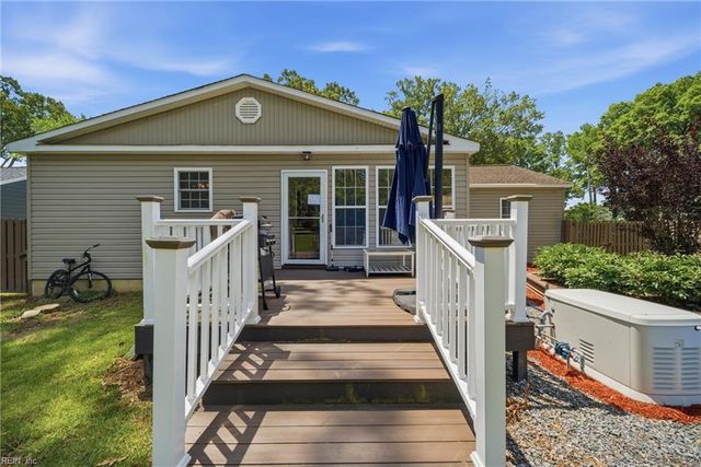 7 Bedford RD, Newport News, VA 23601