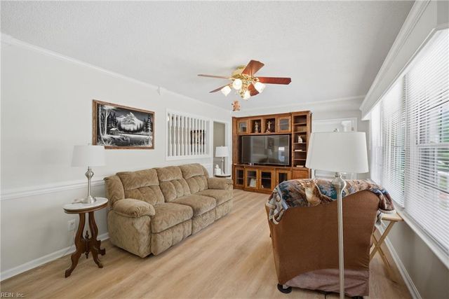 7 Bedford RD, Newport News, VA 23601