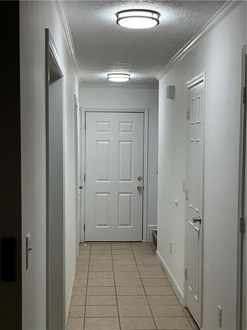 1001 Park Gate Place, Stone Mountain, GA 30083