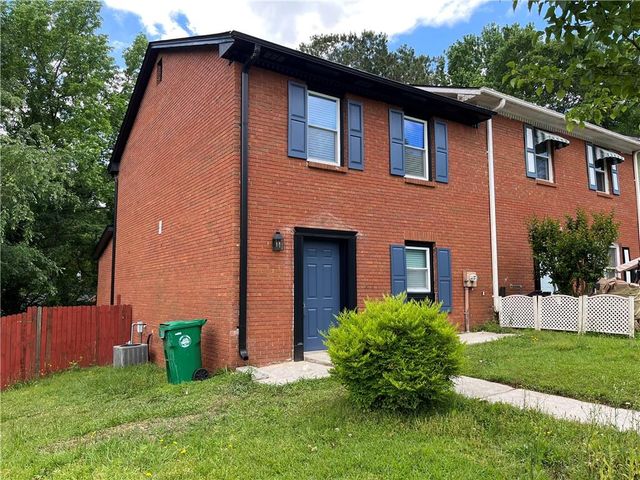 1001 Park Gate Place, Stone Mountain, GA 30083