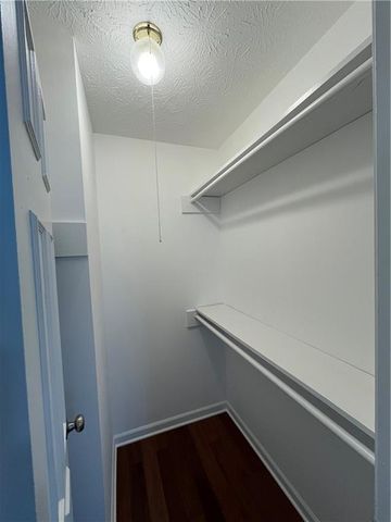 1001 Park Gate Place, Stone Mountain, GA 30083