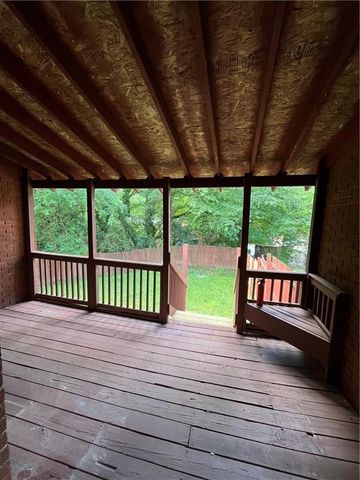 1001 Park Gate Place, Stone Mountain, GA 30083