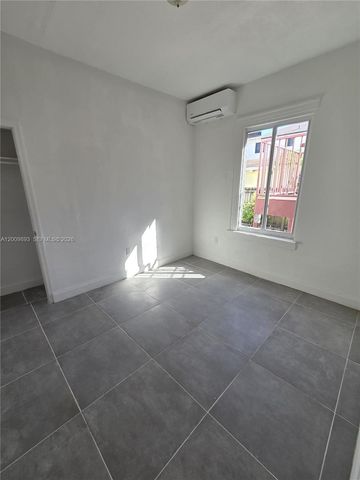 1945 NW 24th Ct 2, Miami, FL 33125