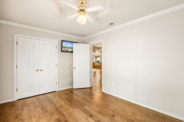 105 Casas Del Sur Street, Granbury, TX 76049
