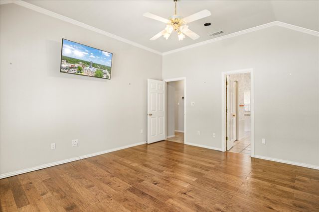 105 Casas Del Sur Street, Granbury, TX 76049