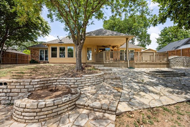 105 Casas Del Sur Street, Granbury, TX 76049