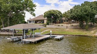 105 Casas Del Sur Street, Granbury, TX 76049