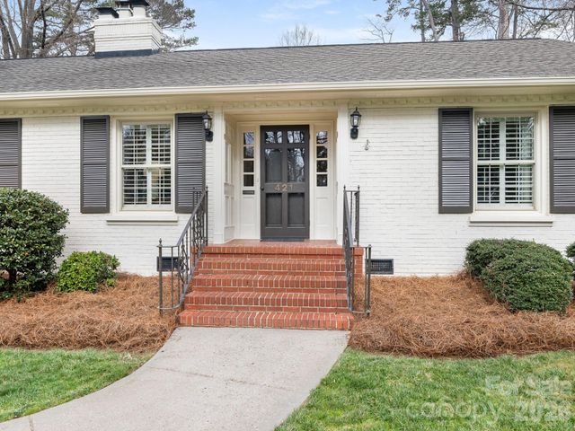 421 Merwick Circle, Charlotte, NC 28211