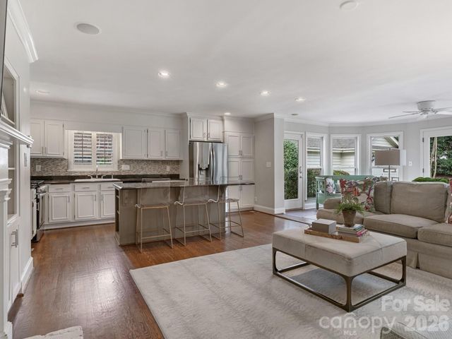 421 Merwick Circle, Charlotte, NC 28211