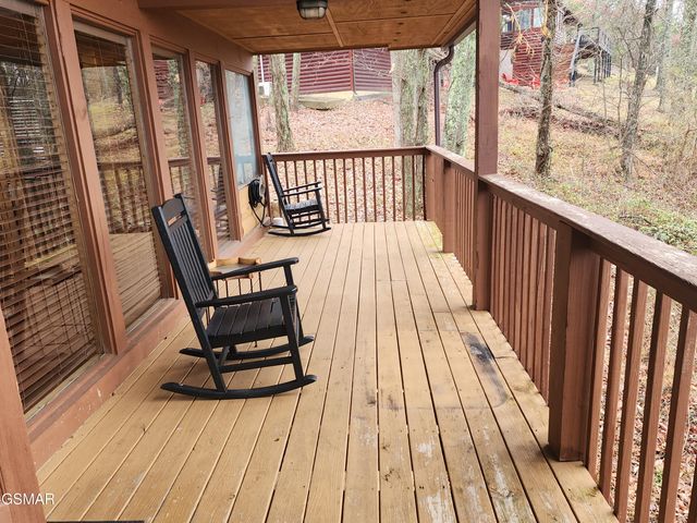 2867 Eagle Crest Way Way, Sevierville, TN 37876