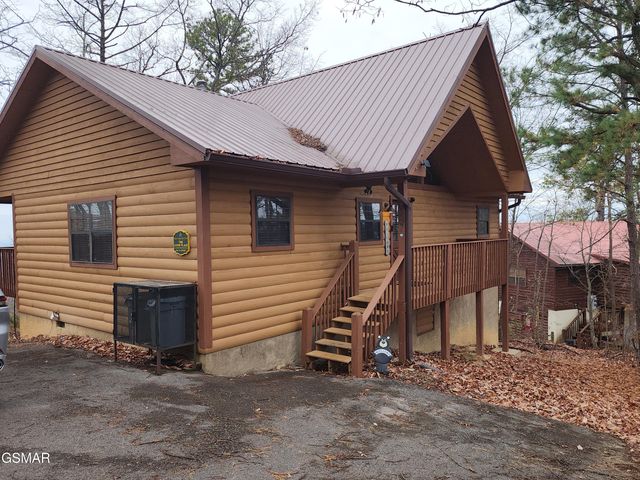 2867 Eagle Crest Way Way, Sevierville, TN 37876