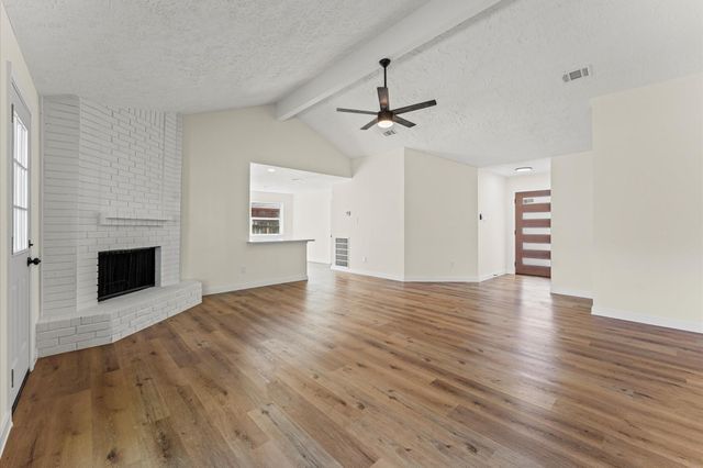 13307 N Thorntree Drive, Houston, TX 77015