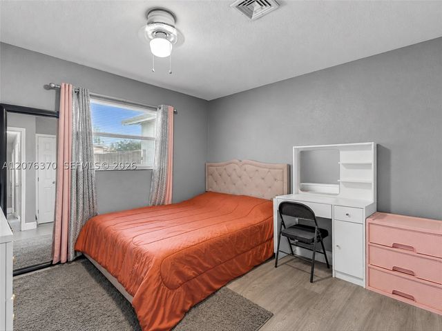 2641 NW 21st St, Fort Lauderdale, FL 33311