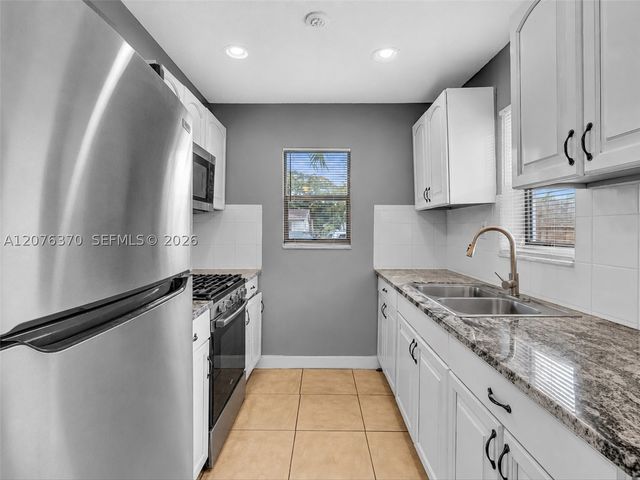 2641 NW 21st St, Fort Lauderdale, FL 33311