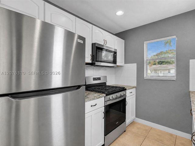 2641 NW 21st St, Fort Lauderdale, FL 33311