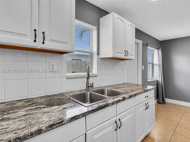 2641 NW 21st St, Fort Lauderdale, FL 33311