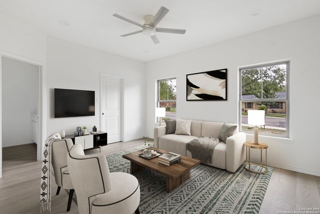 223 Florencia Ave, San Antonio, TX 78228