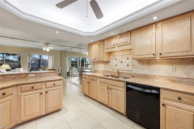 26900 Wedgewood DR # 305, Bonita Springs, FL 34134