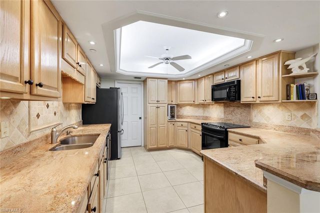 26900 Wedgewood DR # 305, Bonita Springs, FL 34134