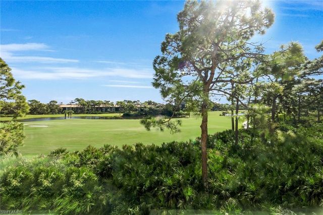 26900 Wedgewood DR # 305, Bonita Springs, FL 34134
