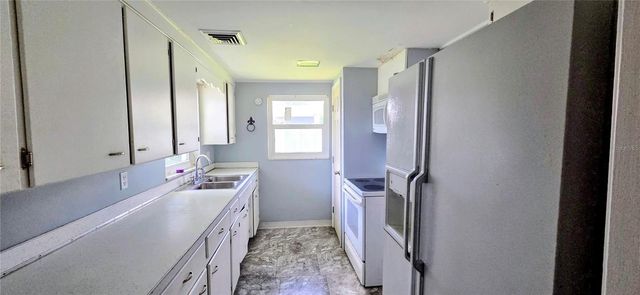 204 BOBBIE CIRCLE, Lakeland, FL 33813