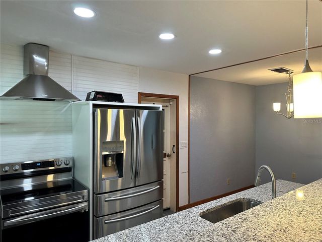 3606 S THATCHER AVENUE, Tampa, FL 33629