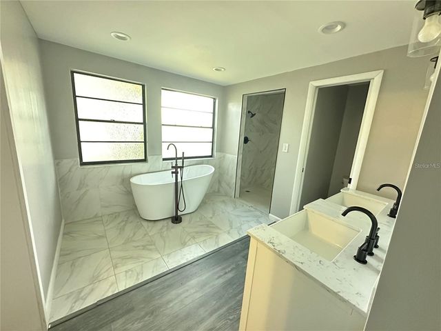 3606 S THATCHER AVENUE, Tampa, FL 33629