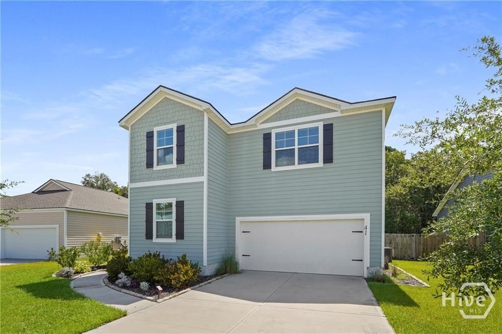 Image 11 of property listing at 41 Gypsea Lane, Richmond Hill, GA 31324