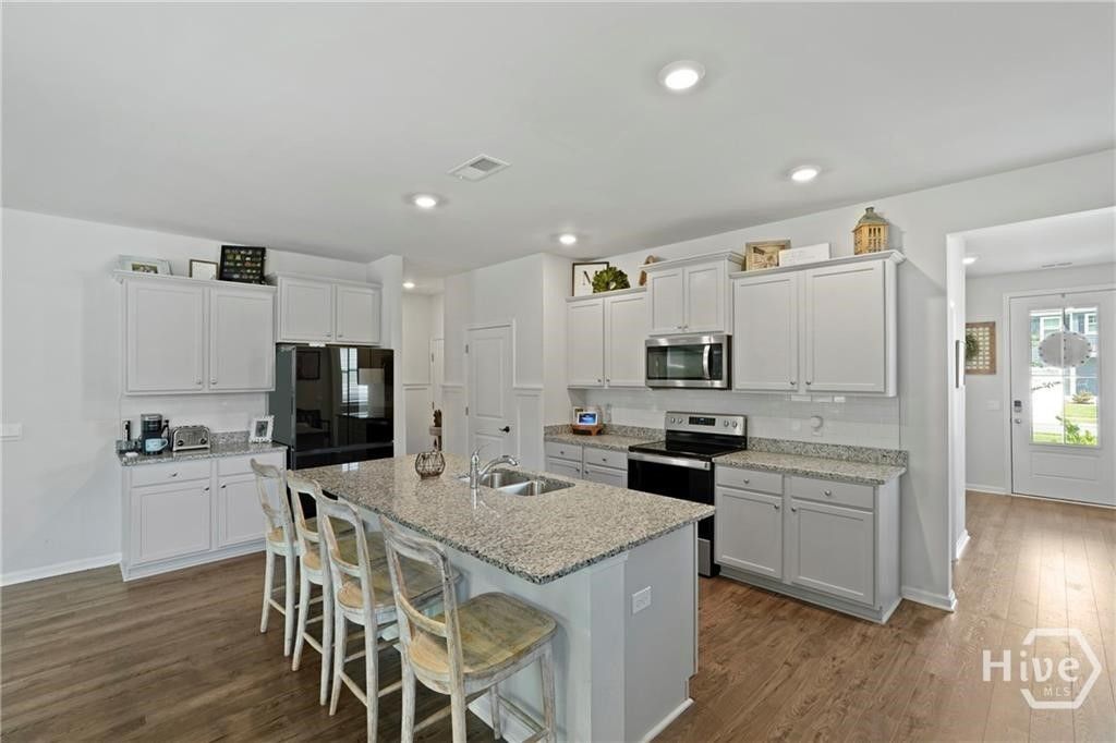 Image 24 of property listing at 41 Gypsea Lane, Richmond Hill, GA 31324